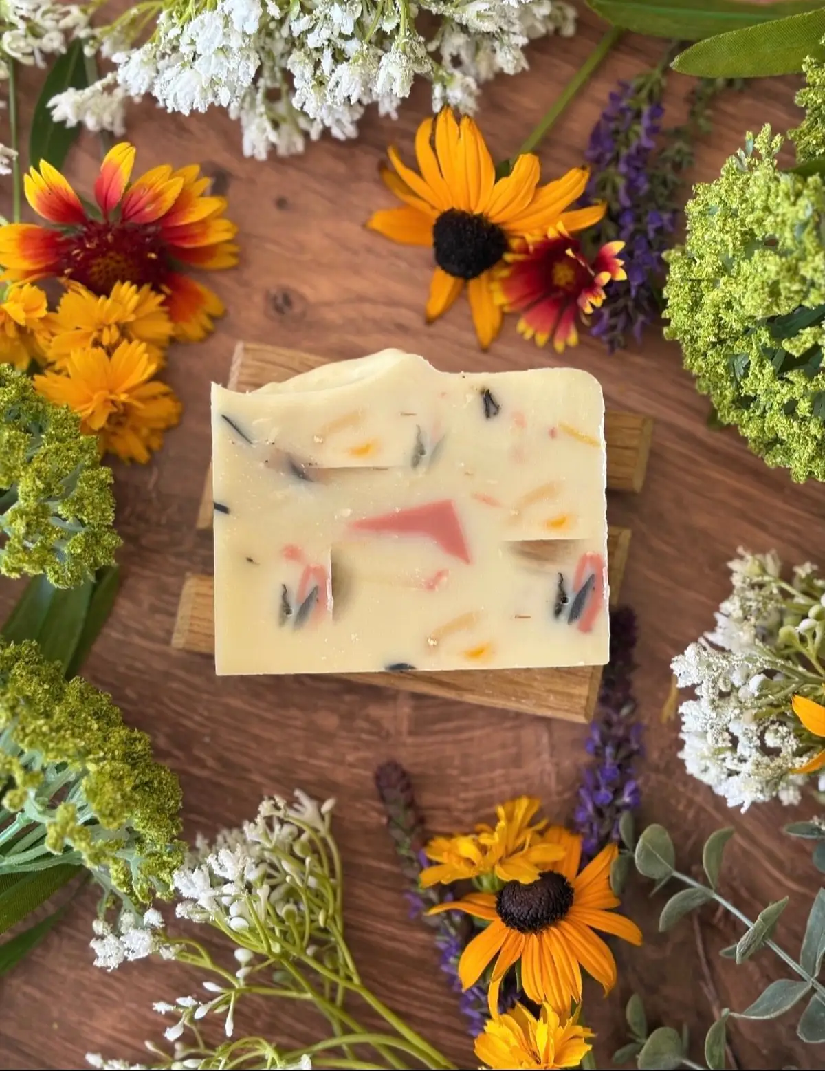 Sunshine Confetti, cut bar showing the colour and swirl